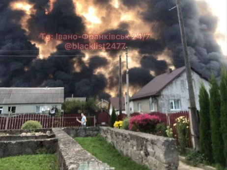 На Івано-Франківщині після пориву нафтопроводу госпіталізували шість осіб з опіками