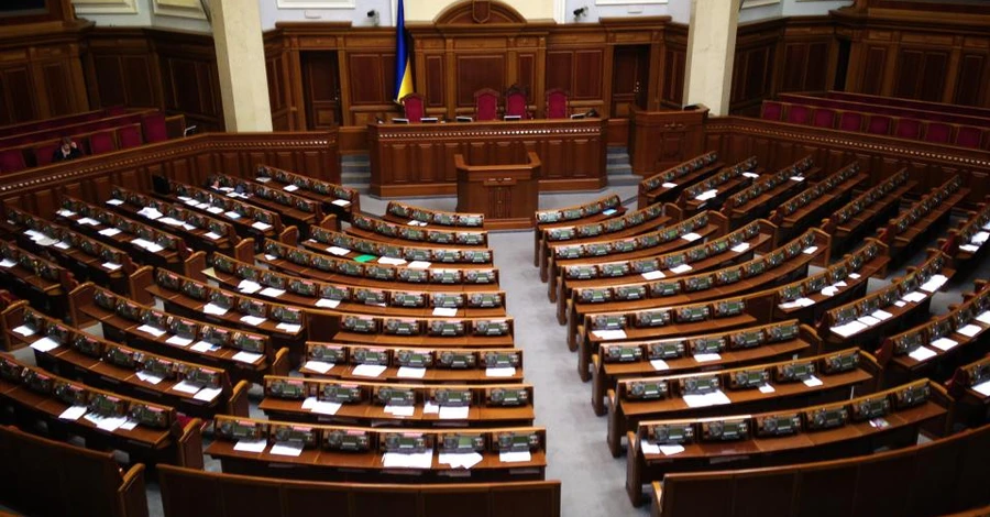 Политолог: Голосование в ВР за запрет УПЦ МП ясно покажет, кто из нардепов заигрывает с ФСБ