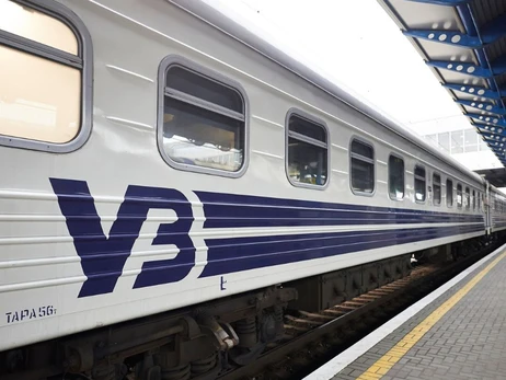 Из-за аварии на железной дороге задерживается ряд поездов из Киева