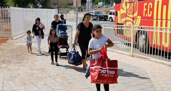 Из города Сдерот на границе Израиля с Сектором Газа эвакуировали почти всех жителей 