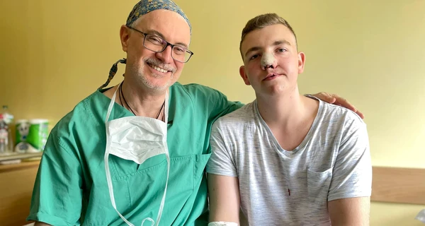 Вперше зміг вдихнути на повні груди: у Львові виконали одну із найважчих операцій 16-річному хлопцю