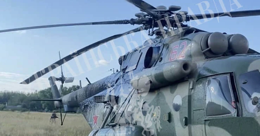 Удары по аэродромам РФ в Луганске и Бердянске – уничтожены 9 вертолетов и пусковая установка ПВО