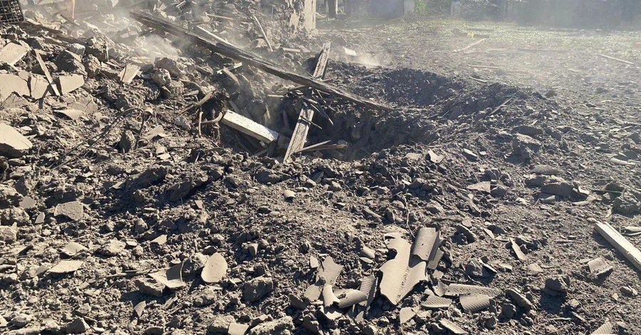 Россияне обстреляли кладбище на Херсонщине: есть жертва и пострадавший