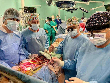 Медики спасли бойца ВСУ, достав из его сердца металический осколок 