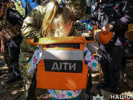 Власти объявили принудительную эвакуацию детей в 66 населенных пунктах Харьковской области  
