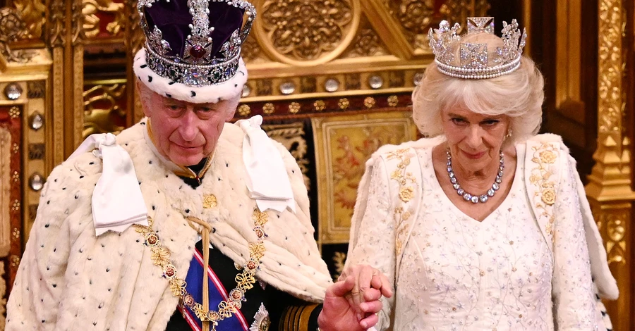 Король Чарльз III и королева Камилла открыли первое заседание парламента в качестве новых монархов