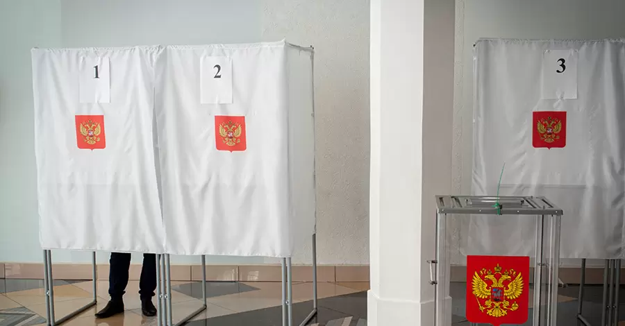 Вибори Путіна: російських виборців вже тренують натискати на потрібну кнопку