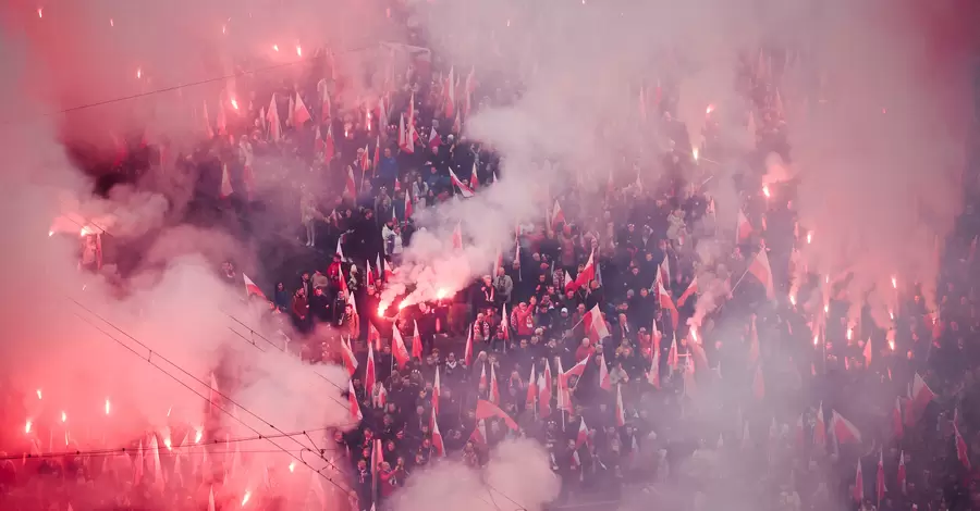 У Варшаві на марші націоналістів у День незалежності Польщі нарахували 90 тисяч людей