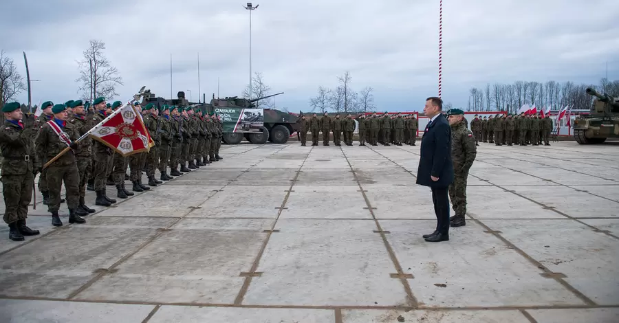 Польша поставила танки на границе с Беларусью 