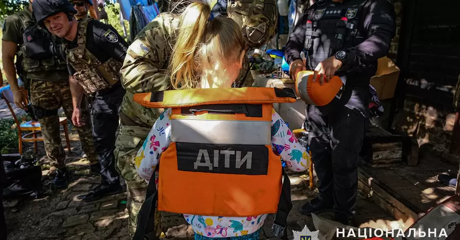 В Харьковской области некоторые местные боятся эвакуации и прячут детей в шкафах