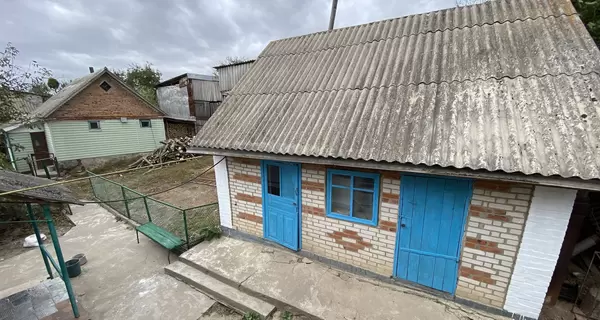 Купити будиночок у селі: від 2000 доларів під Корсунем до 50 000+ у Закарпатті