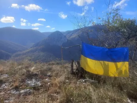 Активісти підняли в окупованому Криму прапор України 