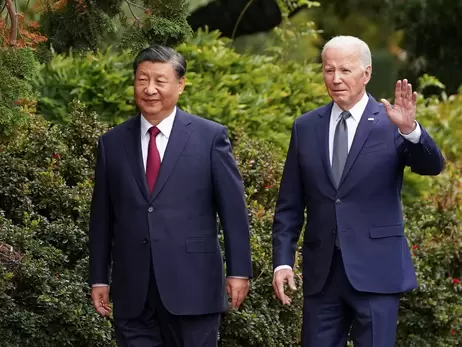 Байден назвал Си Цзиньпина «диктатором» через несколько часов после встречи с ним