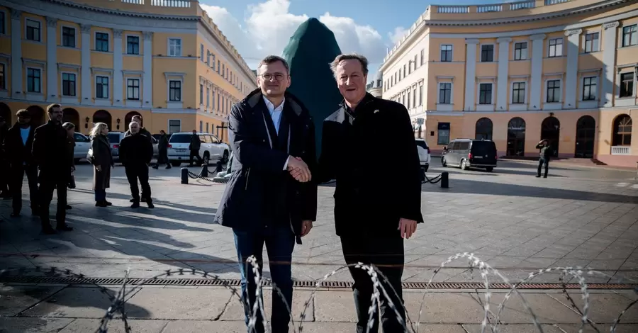 Глава МИД Британии Кэмерон впервые посетил Одессу и похвалил ВСУ за успехи в Черном море