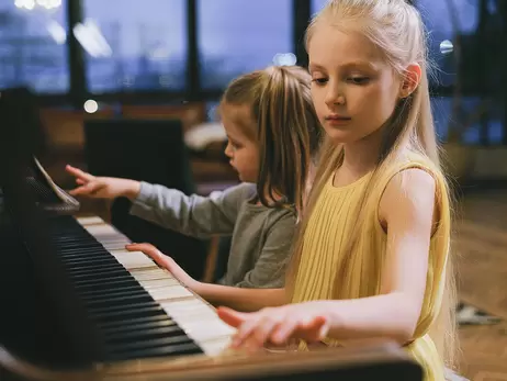 Педагог музичної майстерності Лада Лось: У 2-3 роки дитина вже готова навчатись музиці