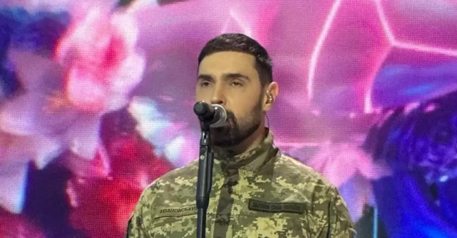 Віталій Козловський вперше після мобілізації виступив на сцені у Києві