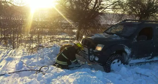 Число погибших из-за непогоды в Украине возросло до 12 человек