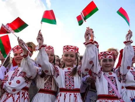 Из-за депортации украинский детей Красный Крест выгнал Беларусь из организации