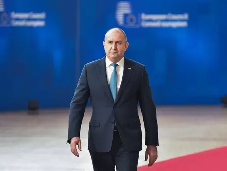 Парламент Болгарії має намір подолати вето президента на постачання 100 БТРів Україні