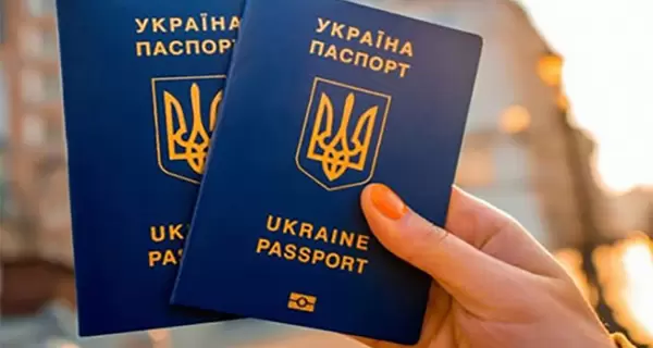 Як за кордоном отримати паспорт чи оформити спадщину: поради українцям