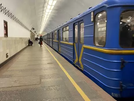В киевском метро закроют треть синий ветки. На сколько - неизвестно