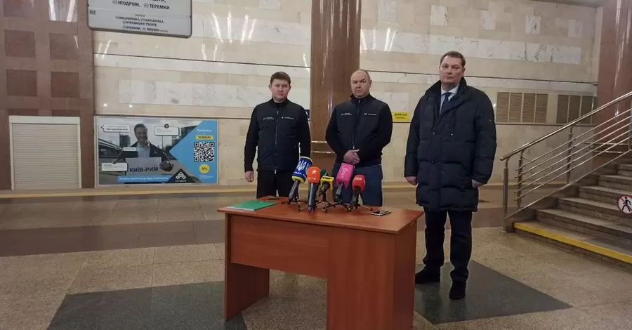 У Києві між закритими станціями метро мають намір запустити човниковий рух