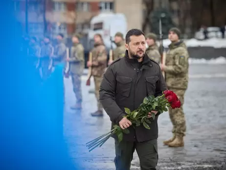 Во Львове Зеленский почтил память погибших военных