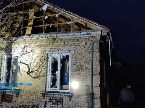 Россияне из артиллерии ударили по Никополю, есть раненые 