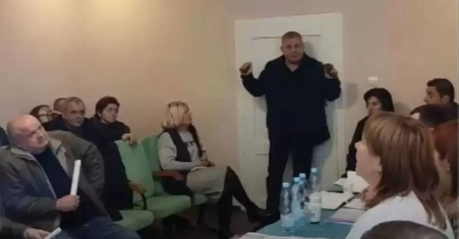 В Закарпатской ОВА опровергли, что депутат-подрывник сельсовета служил в ВСУ