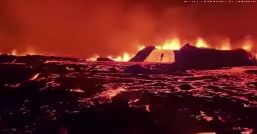 В Ісландії після землетрусів почалося виверження вулкана               
