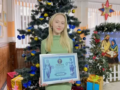 Школьница из Черновицкой области владеет английским на академическом уровне, это рекорд Украины
