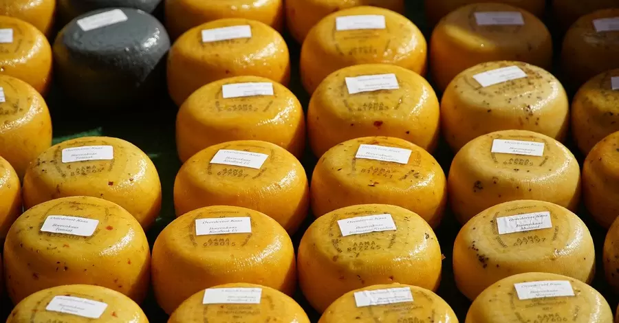 До українських магазинів потрапив небезпечний сир із стафілококом