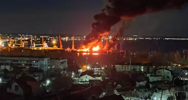 ВСУ уничтожили в Крыму большой десантный корабль РФ 