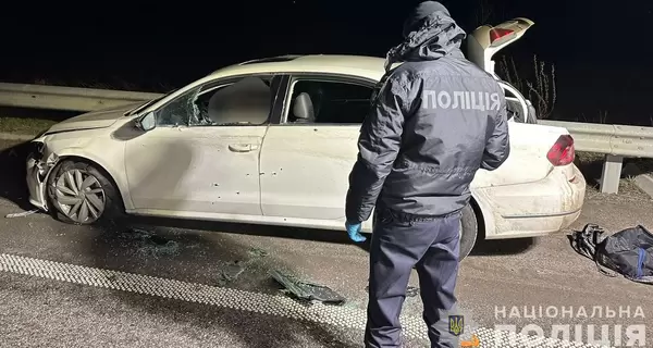 На трассе возле Днепра мужчина расстрелял авто - водитель погиб, преступника разыскивают