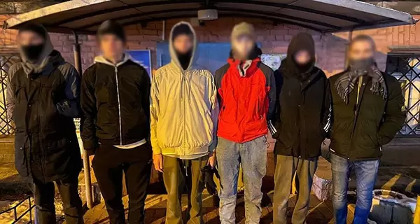 У Києві викрили підлітків, які надивилися російського серіалу та пограбували хлопця