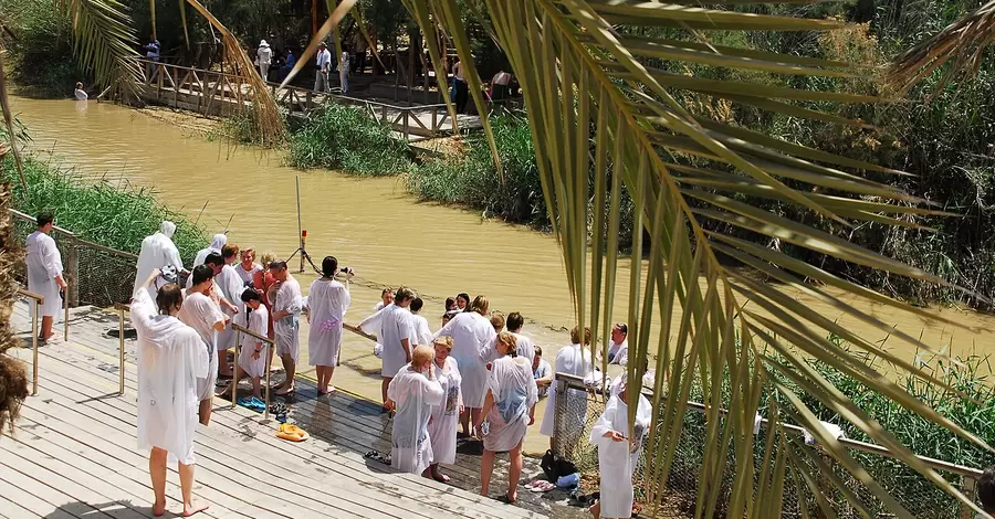 Крещение на Иордане: как паломники отмечают этот праздник в Израиле