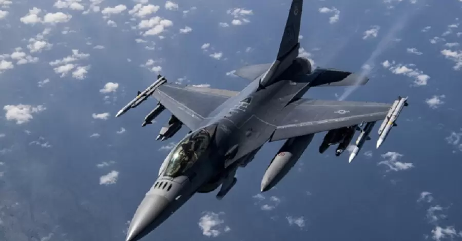 Через російську атаку на Україну Польща піднімала в небо винищувачі F-16