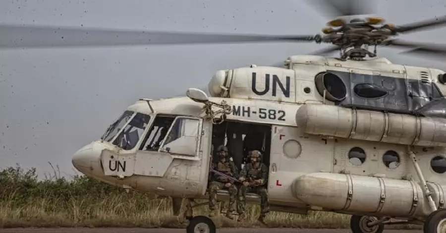 Боевики в Сомали захватили вертолет ООН, на борту были украинцы