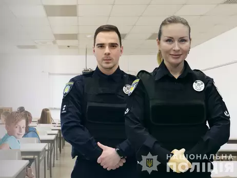 Поліція у школах України почне працювати до кінця січня - співробітників уже готують