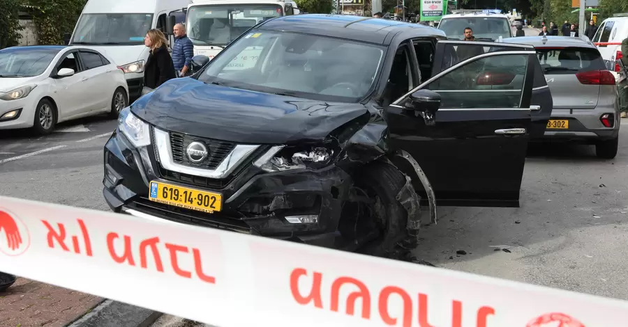 В центре Израиля произошел теракт, есть жертва и многие пострадавшие