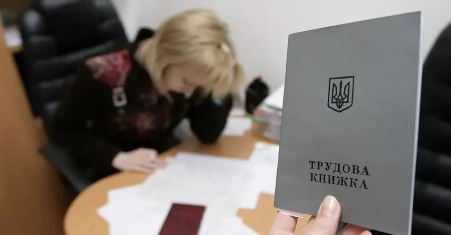 В Киеве работодатели больше всего ищут слесарей, продавцов и врачей