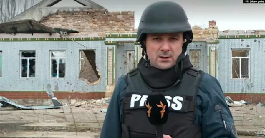 На юге Украины журналист Радио Свобода во время съемок попал под артиллерийский обстрел 