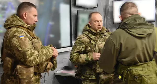 Сырский посетил позиции ВСУ под Купянском, который пытаются штурмовать россияне