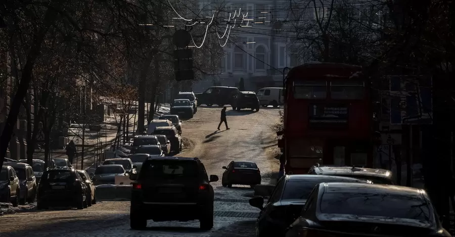 У Києві з'явилися сквери Дмитра «Да Вінчі» та Миколи Мозгового