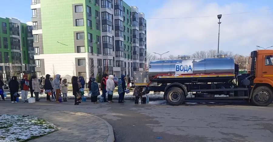В школах оккупированного Севастополя объявили выходной из-за проблем с водой