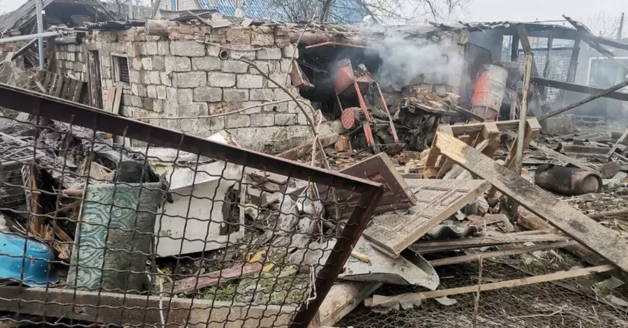 Військові РФ атакували Гуляйполе - зруйновано будинки, є поранений