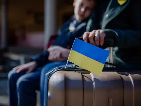 Україна наполягає, щоб нові правила ЄС стимулювали повернення біженців додому - Politico