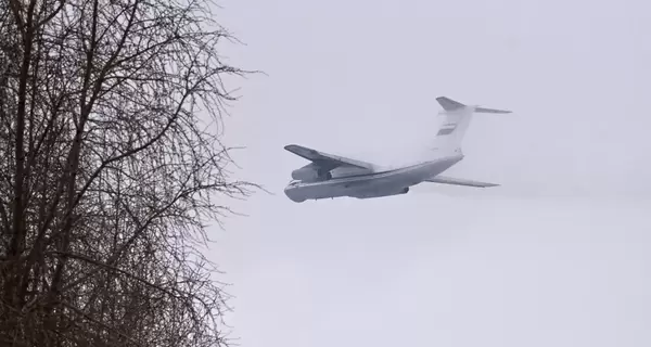 Зеленский после падения Ил-76 отменил региональную поездку – СМИ