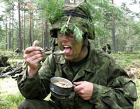 Голодный солдат украл еду в Ивано-Франковской области 