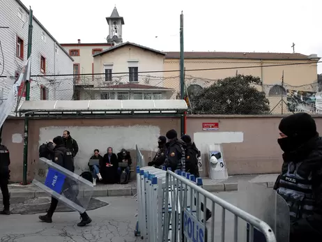 У Стамбулі одна людина загинула внаслідок нападу на католицьку церкву  